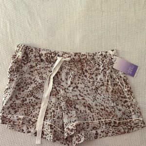 Watercolor leopard sleep shorts